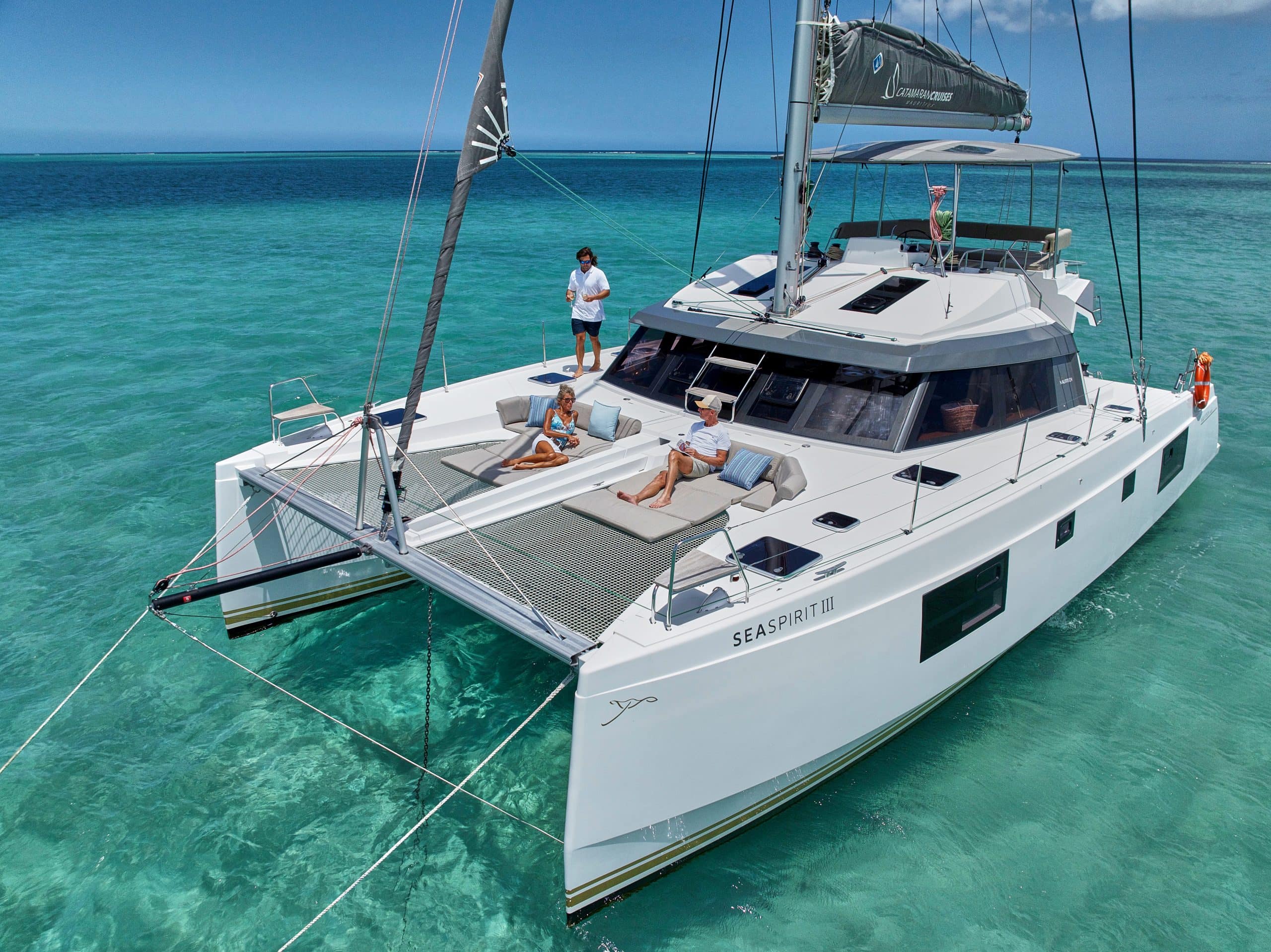 221109_CATAMARAN_CRUISES_MRU_DJI10426
