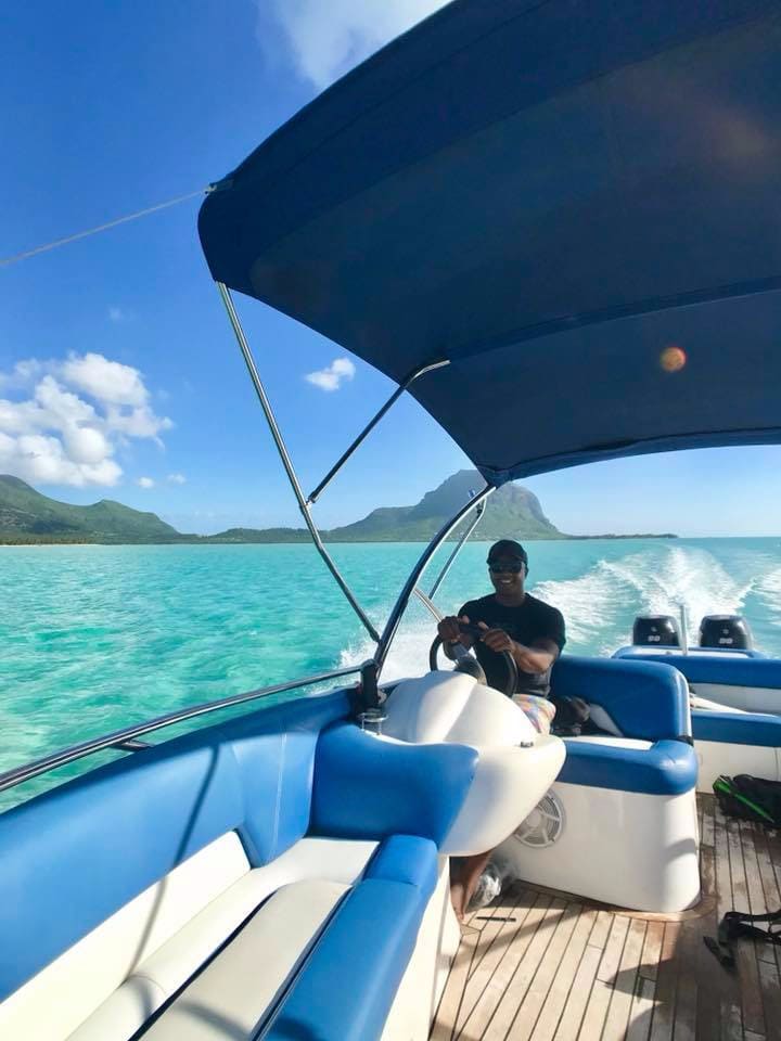 Whale Watching by Speedboat in Mauritius